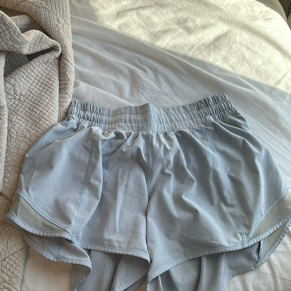 Light Blue Lululemon Hotty hot 4 inch inseam size 6